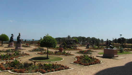 Der Park war längst nicht so überfüllt und hier machten wir eine kleine Pause.