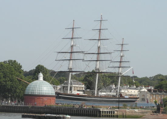 Die Cutty Sark - sie lief 1869 vom Stapel und transportierte Tee von China nach England. Um 1880 war sie das schnellste Segelschiff der Welt.