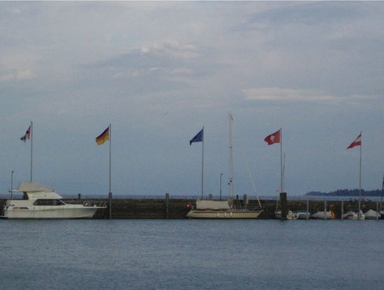 Am Großen Hafen, wo die Boote zu anderen Städten ablegen
