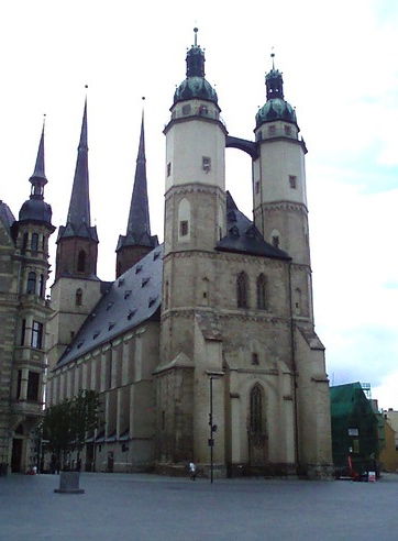 Die Marienkirche mit ihren vier Türmen