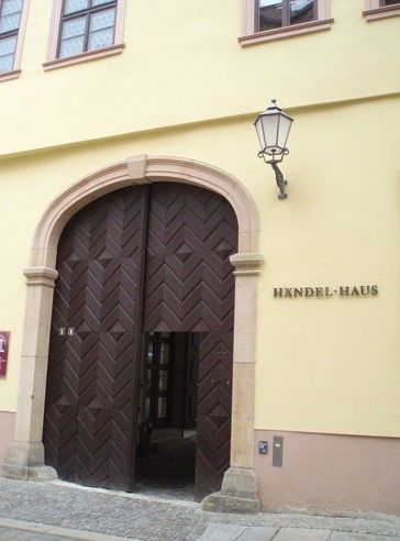 Das Haus stammt aus dem 16. Jahrhundert und Händel verbrachte hier die ersten acht Jahre seines Lebens