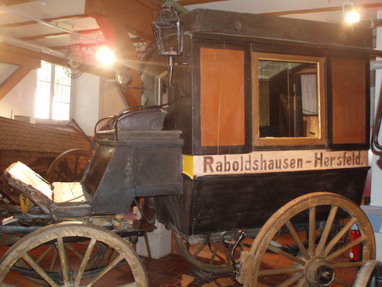 Eine alte Postkutsche