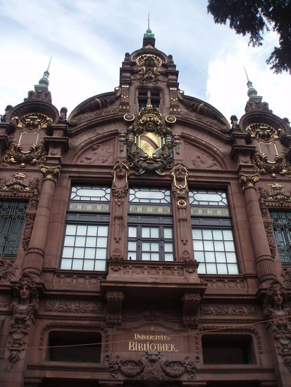 Hauptgebäude der Universitätsbibliothek