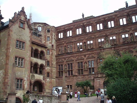 Auf dem Schlosshof