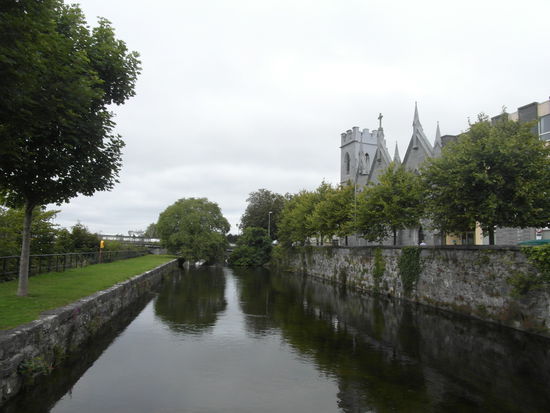 In Galway gibt es auch viele Wasserwege und Kanäle