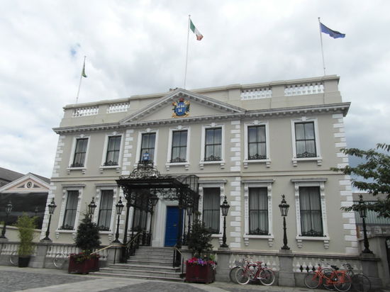 Das Mansion House, erbaut 1715 und seitdem offizielle Residenz des Bürgermeisters von Dublin