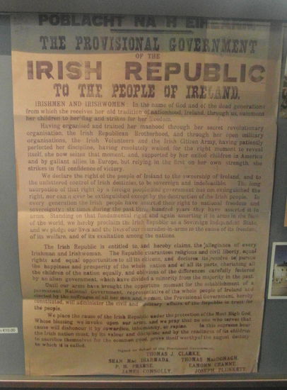 Im Museum: Eine Kopie des Plakats der Proklamation