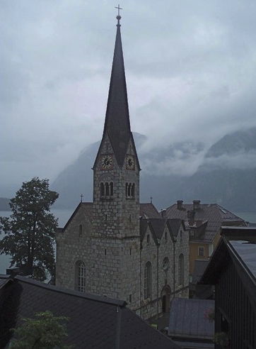 Die evangelische Christuskirche von 1861 ist innen nicht sehr spannend, aber von außen sehr hübsch anzusehen