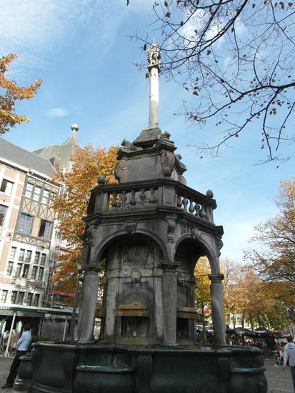 Der Perron