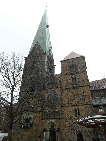 Die Liebfrauenkirche, gebaut im 11. Jahrhundert, aber seitdem mehrmals umgebaut und erweitert