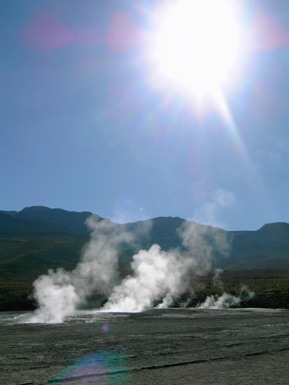 Ziemlich dampfig in den fruehen Morgenstunden - die "Tatio-Geysire"!