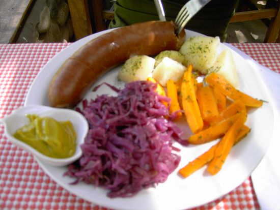 Frankfurter Bratwurst bei Bernd im Restaurant "El Aleman"...