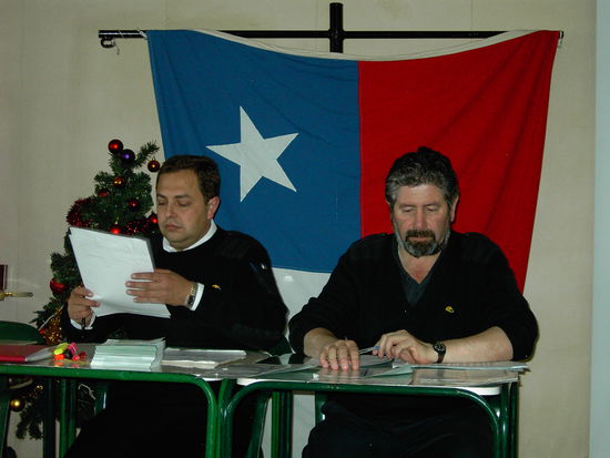 Die "Offiziellen" halten mal wieder eine Rede 