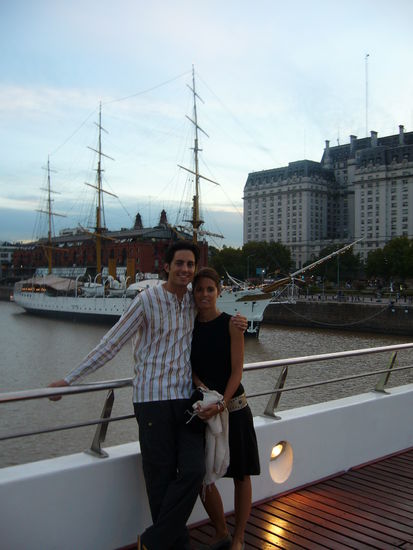 Im Stadteil Puerto Madero, kurz vor der Henkersmahlzeit mit den Jungs...