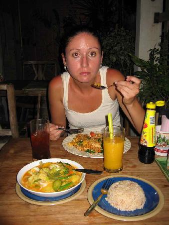Rotes Curry und gebratener Reis Mazaman Art!