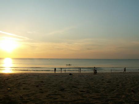 Sun goes down