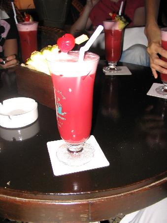 Der berühmte und leckere Singapore Sling