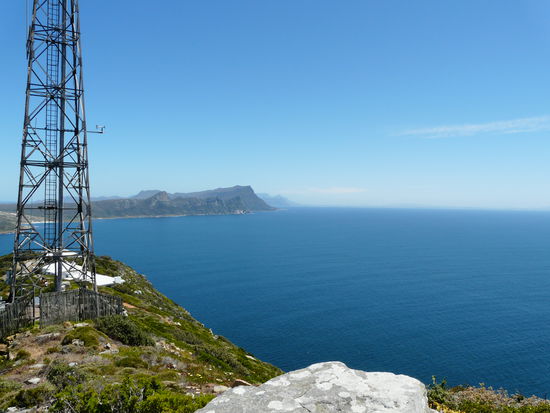 Der Blick vom Cape Point rüber zur False Bay