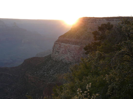 Der Sonnenaufgang am Grand Canyon