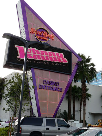 Das Hard Rock Casino, von außen eher unscheinbar, aber von innen echt edel!