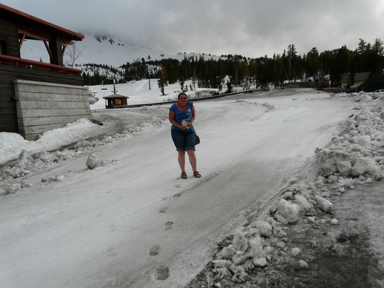 Hier ist es wieder Schnee und es sind gerade noch 9 Grad Celsius