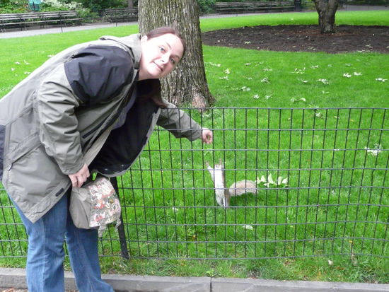 Squirril: gib gib gib, gib her!!!!!!