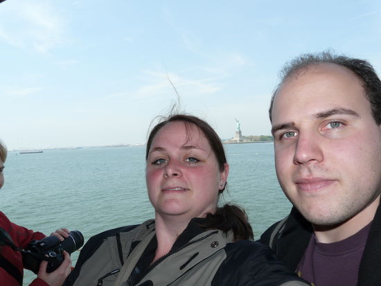 Zwischen uns die Statue of Liberty!