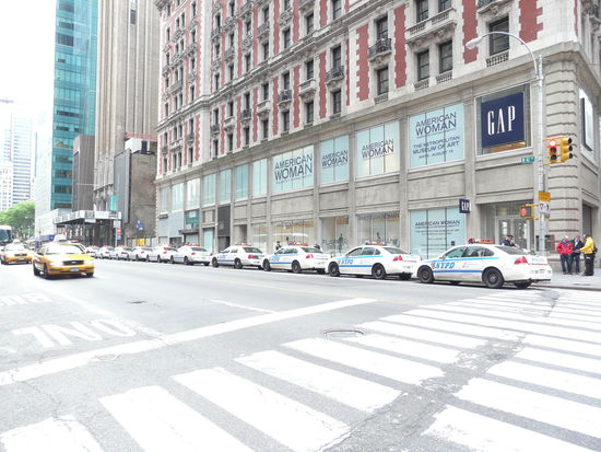 Etwas Polizeipräsenz