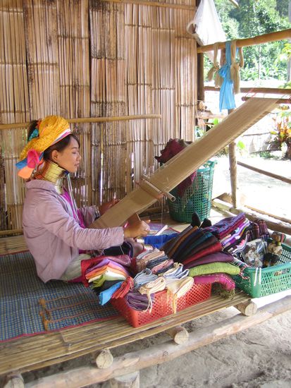 Zu gast im long neck village.