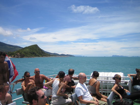 damit fuhren wir von Insel zu Insel