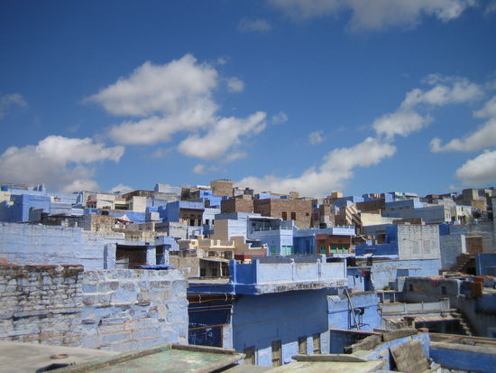 Jodhpur- die blaue Altstadt (soll angeblich Muecken abwehren das blau)