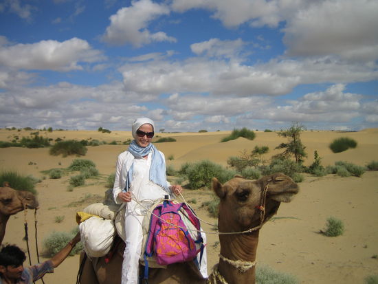 Katha die Kamelfluesterin