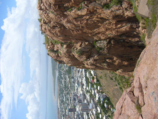 Ausblick vom Castle Hill ueber Townsville