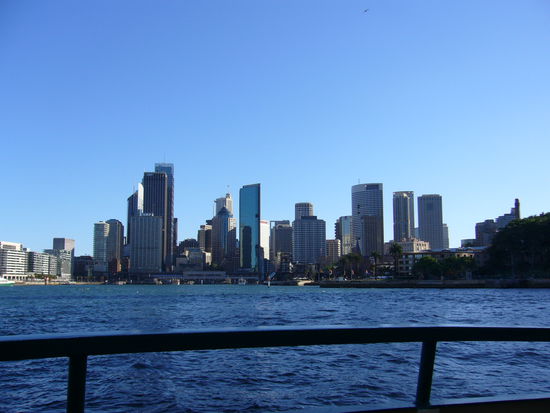 Circular Quay von der Faehre aus
