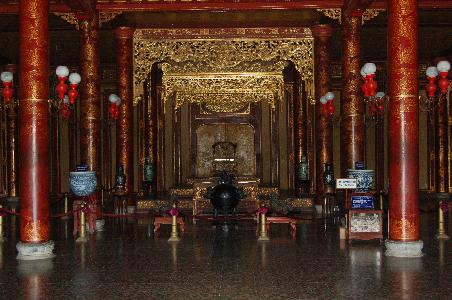 der prunkvolle Thai Hoa Palace