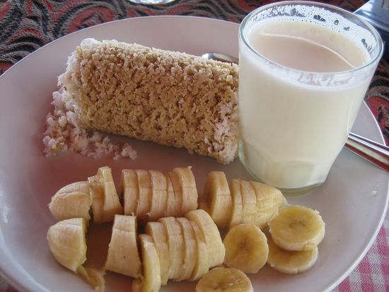 puttu, typisch keralisches Fruehstueck