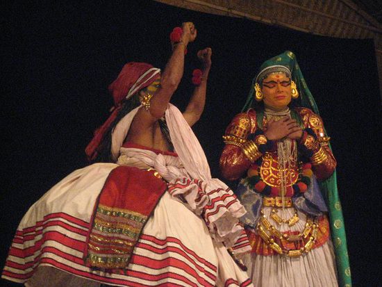 Zurueck im Palast klagt Bahmi einem der maechtigen Prinzen ihr Leid. Es ist klar der Boesewicht muss fuer seine Taten buessen. Gemeinsam schmieden die beiden einen hinterhaeltigen Racheplan.