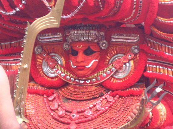 roaaaar, wie aus einem Horrorfilm entsprungen