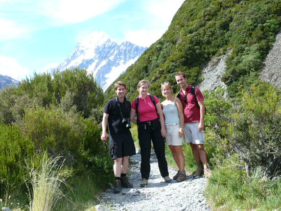 Die vier tapferen Schneiderlein, im Hintergrund Mt Cook