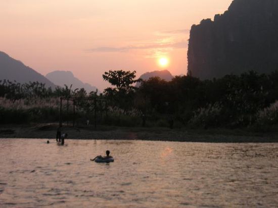 Tubing bei Sonnenuntergang