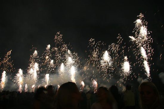 Crackers - eine gewaltige Feuerwerkshow