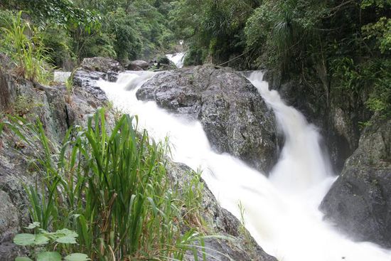 Wasserfall an den Crystal Cascades