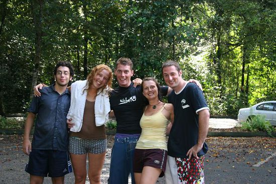 Pidi (Deutschland), Ellsa (Holland), Cameron (Australien), ich und Greg (Canada)