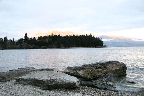 am Lake Wakatipu in Queenstown