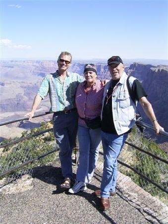 Rein, Ingrid, Wilf - am Desert View.