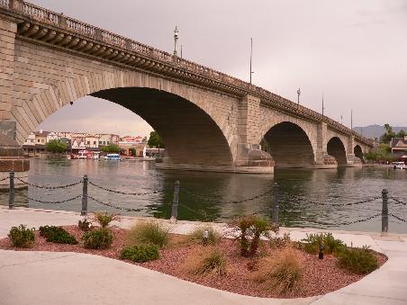 Eigentlich eine ziemlich langweilige Brücke