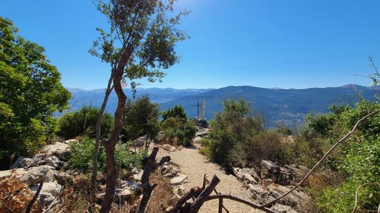 Vier-Stunden-Wanderung zur Kapelle.