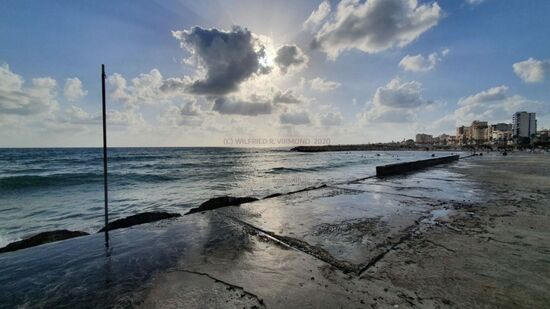 Ein Nachmittag am Meer in Tyr.