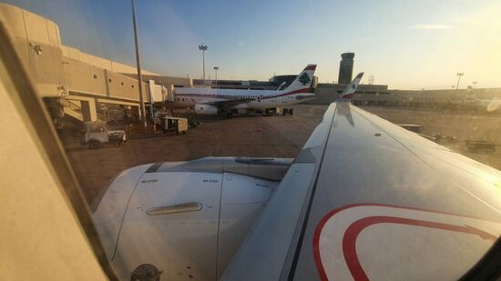 Heimflug am frühen Morgen, wieder mit MEA