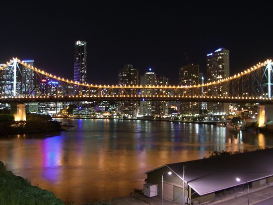 'Die' Bruecke in Brisbane. Aber ich hab leider den Namen vergessen!